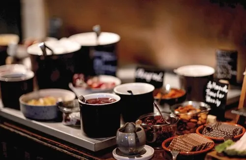 Hvidbjerg Strand Camping Resort Hoefde4 Morgenbuffet Paalaeg